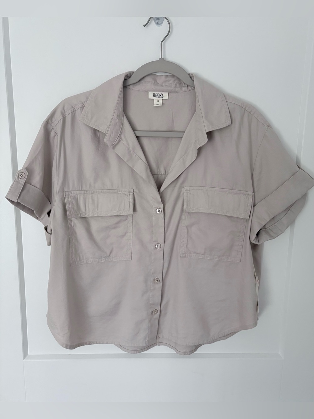 NWT a.n.a Short Sleeve Button Down Utility Crop Shirt - Southern Sand -M